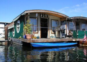 A houseboat on Lake Union in Seattle, Washington, USA (not the houseboat featured in the judgment).